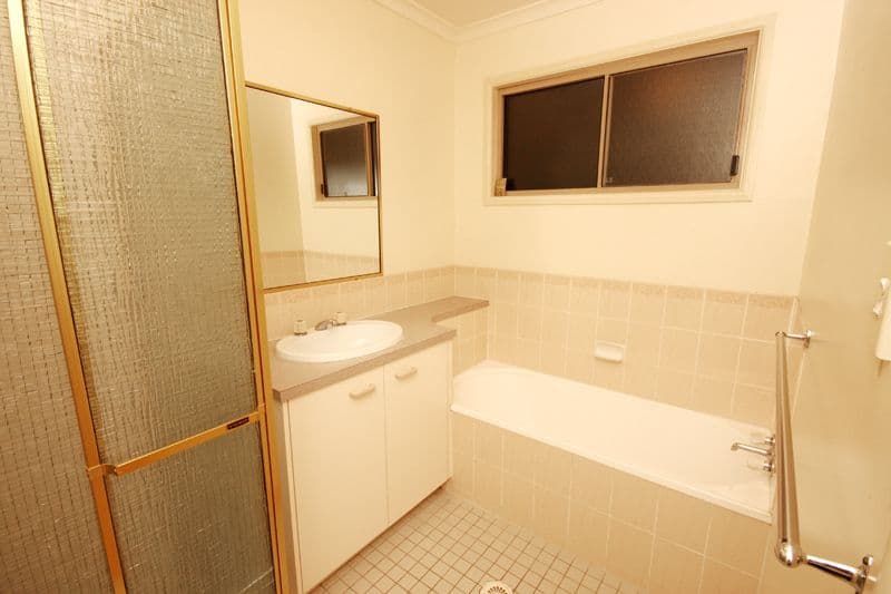 4 Becky Street, KULUIN QLD 4558, Kuluin - Thumbnail 5