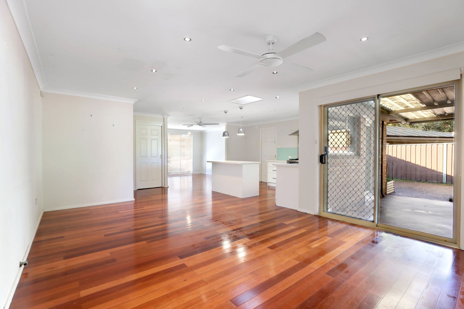 6 Ravine Close, Cranebrook NSW 2749, Cranebrook - Thumbnail 2