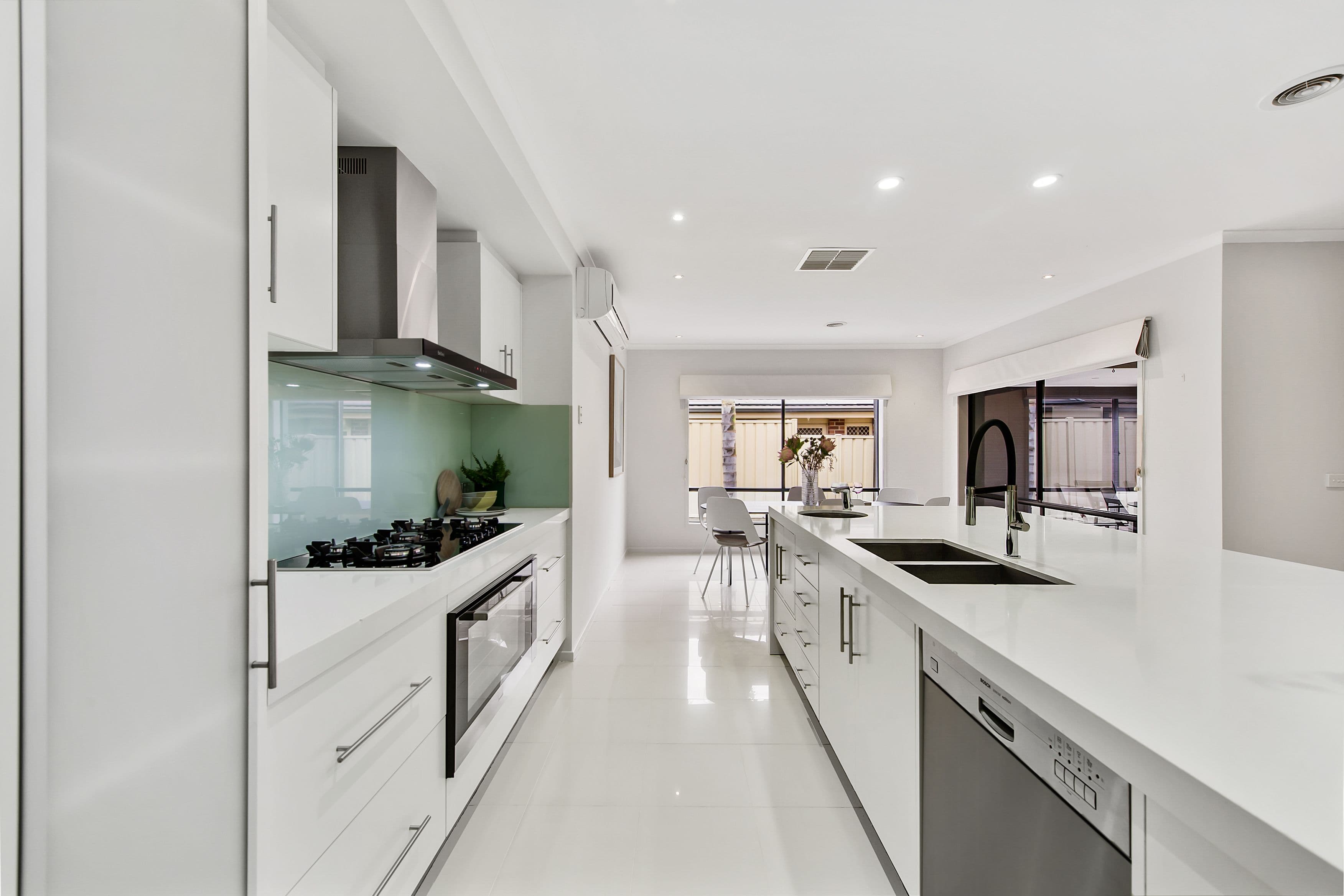23 Jacaranda Drive, Taylors Hill VIC 3037, Taylors Hill - Thumbnail 3
