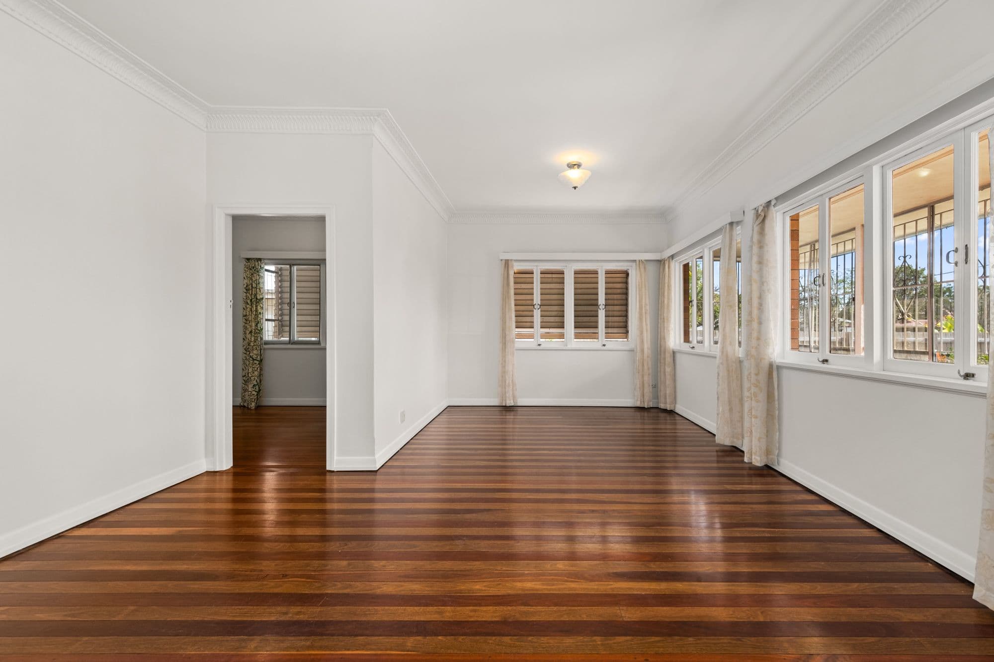 11 Strong Avenue, Graceville QLD 4075, Graceville - Thumbnail 4