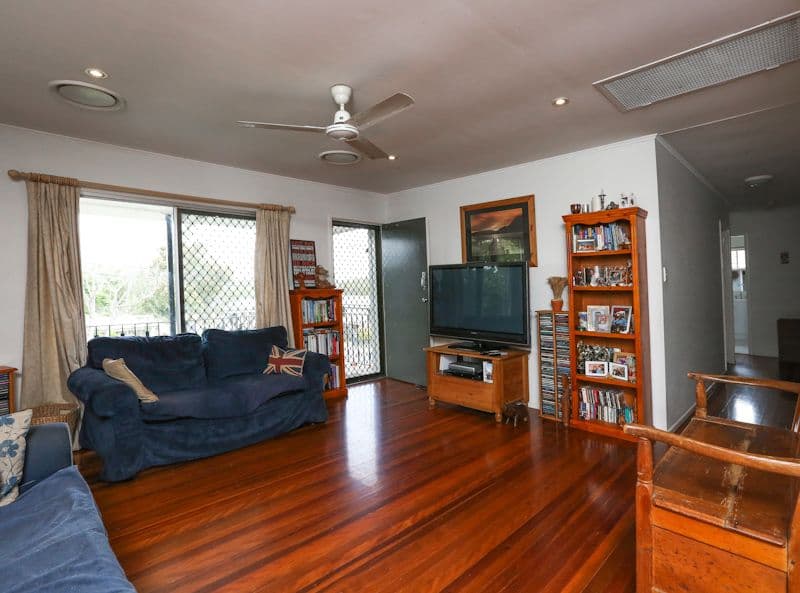 18 Trevelloe Street, Rochedale South QLD 4123, Rochedale South - Thumbnail 3