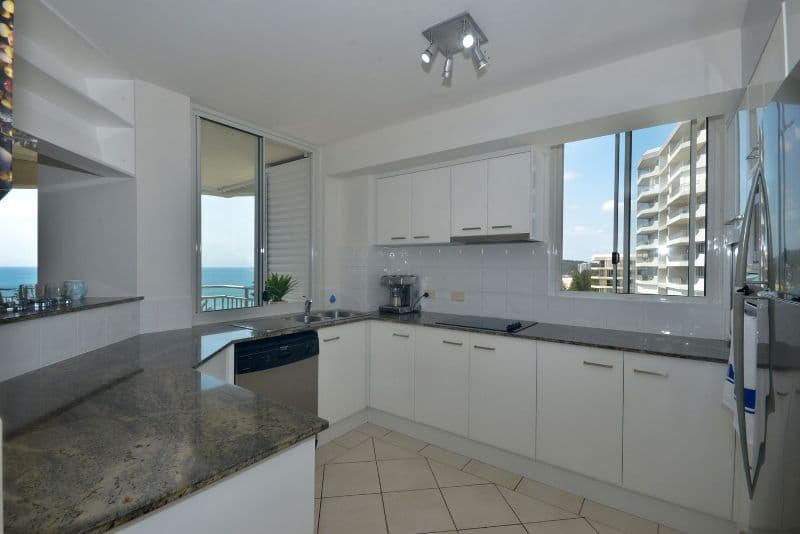 186 The Esplanade, Burleigh Heads QLD 4220, Burleigh Heads - Thumbnail 8