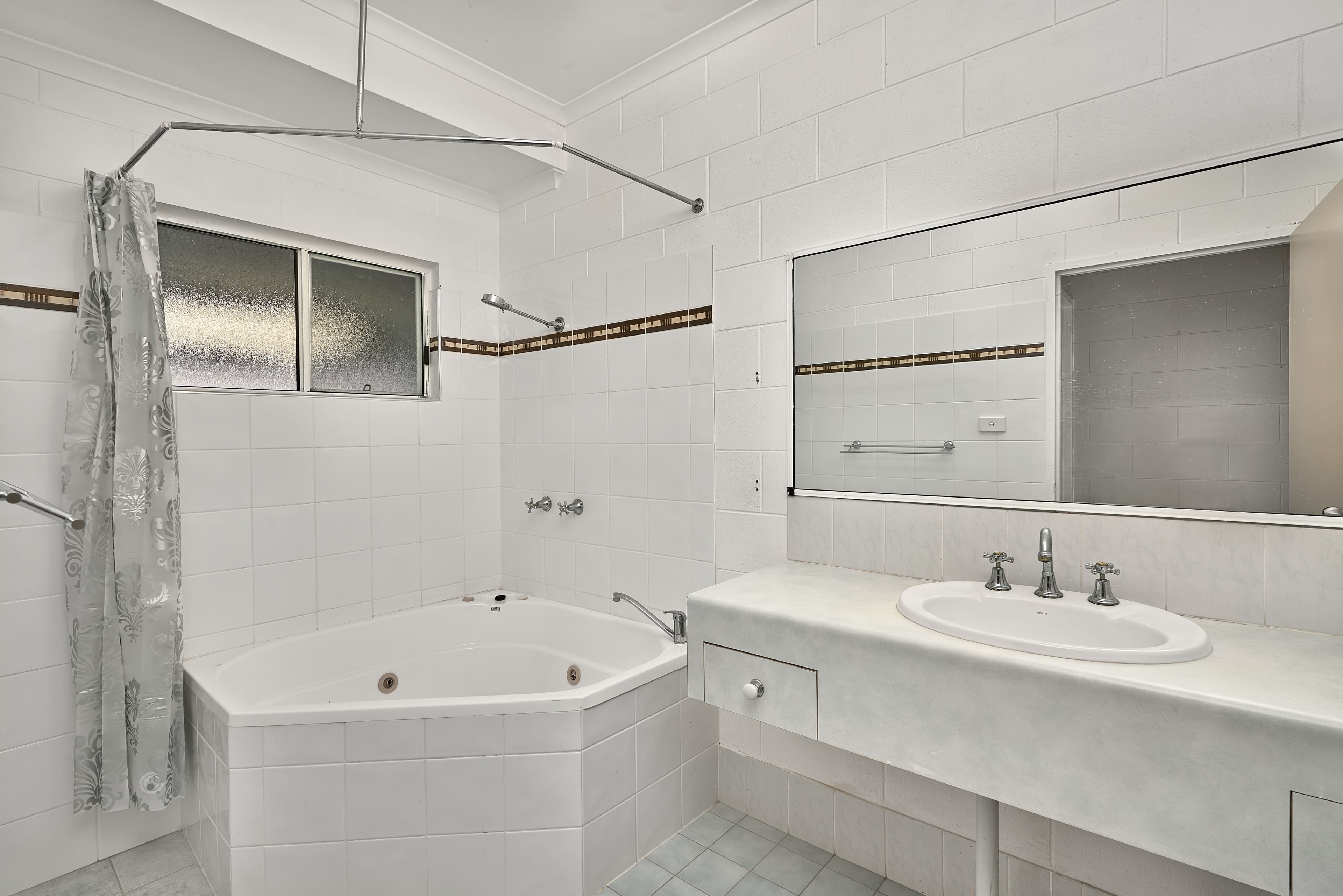 77 Bathurst Drive, Bentley Park QLD 4869, Bentley Park - Thumbnail 7