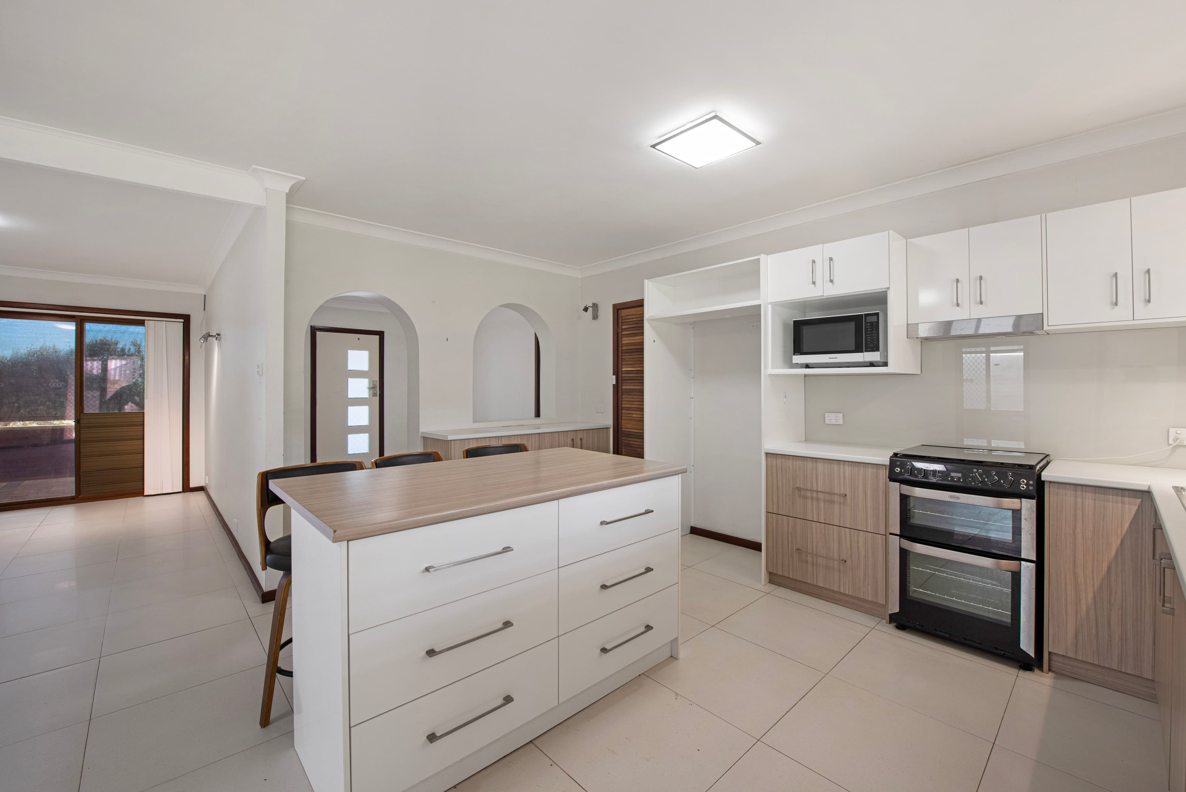 327 Willcock Drive, Tarcoola Beach WA 6530, Tarcoola Beach - Thumbnail 5