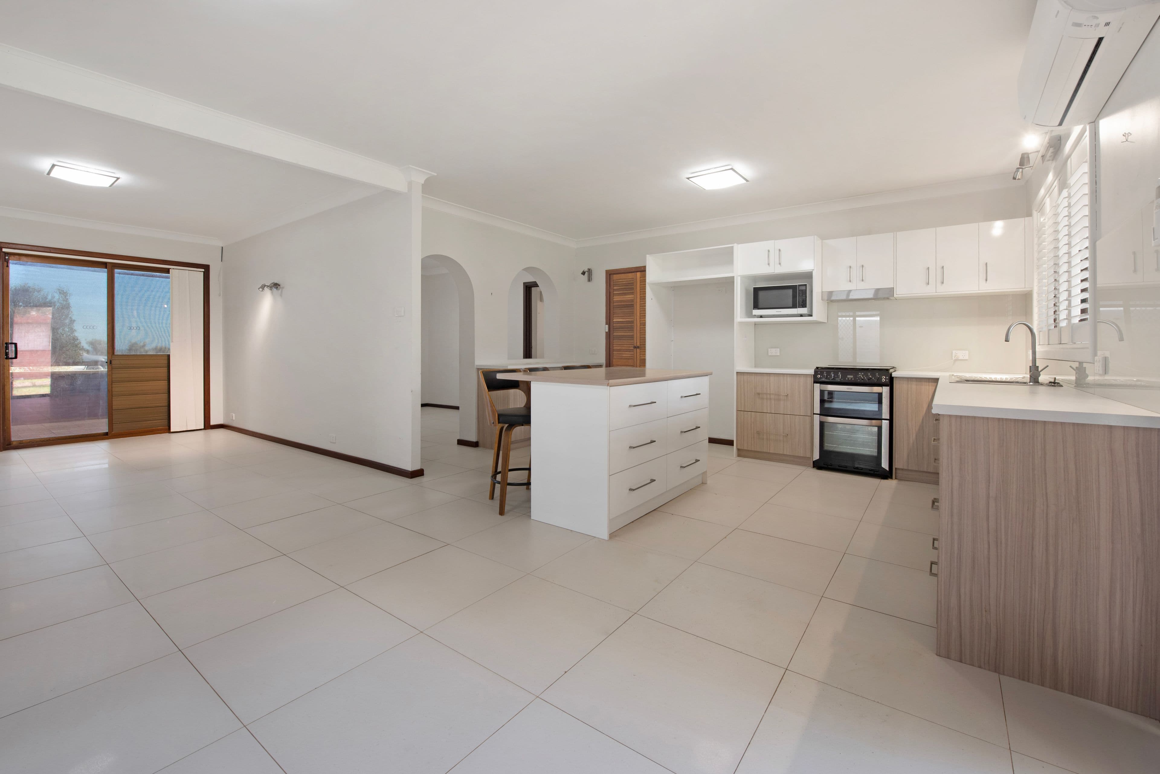 327 Willcock Drive, Tarcoola Beach WA 6530, Tarcoola Beach - Thumbnail 6