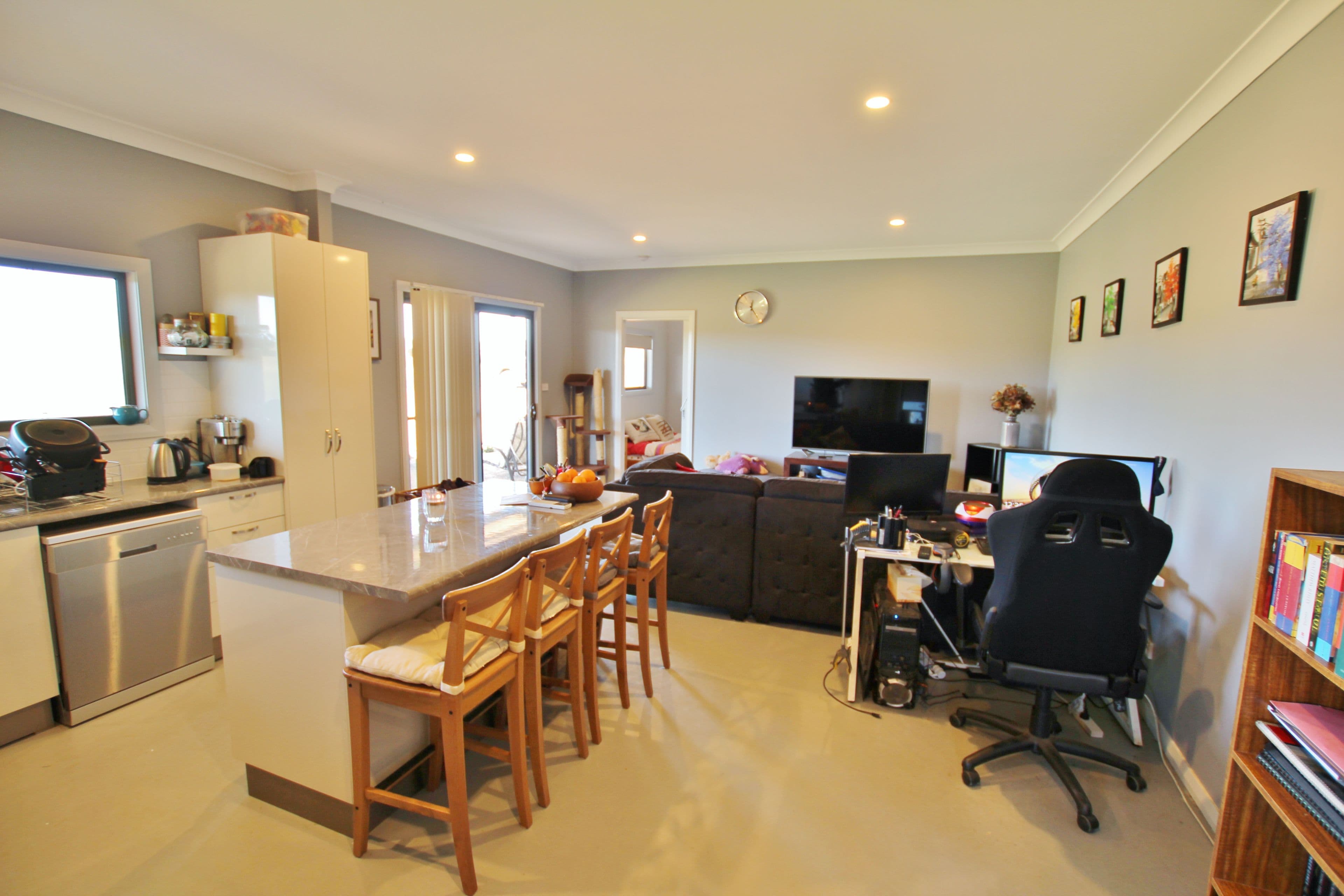 105 Bourkes Lane, Young - Thumbnail 7
