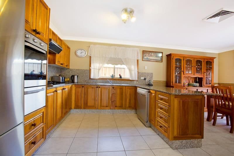 9 Kearns Place, HORNINGSEA PARK NSW 2171, Horningsea Park - Thumbnail 2