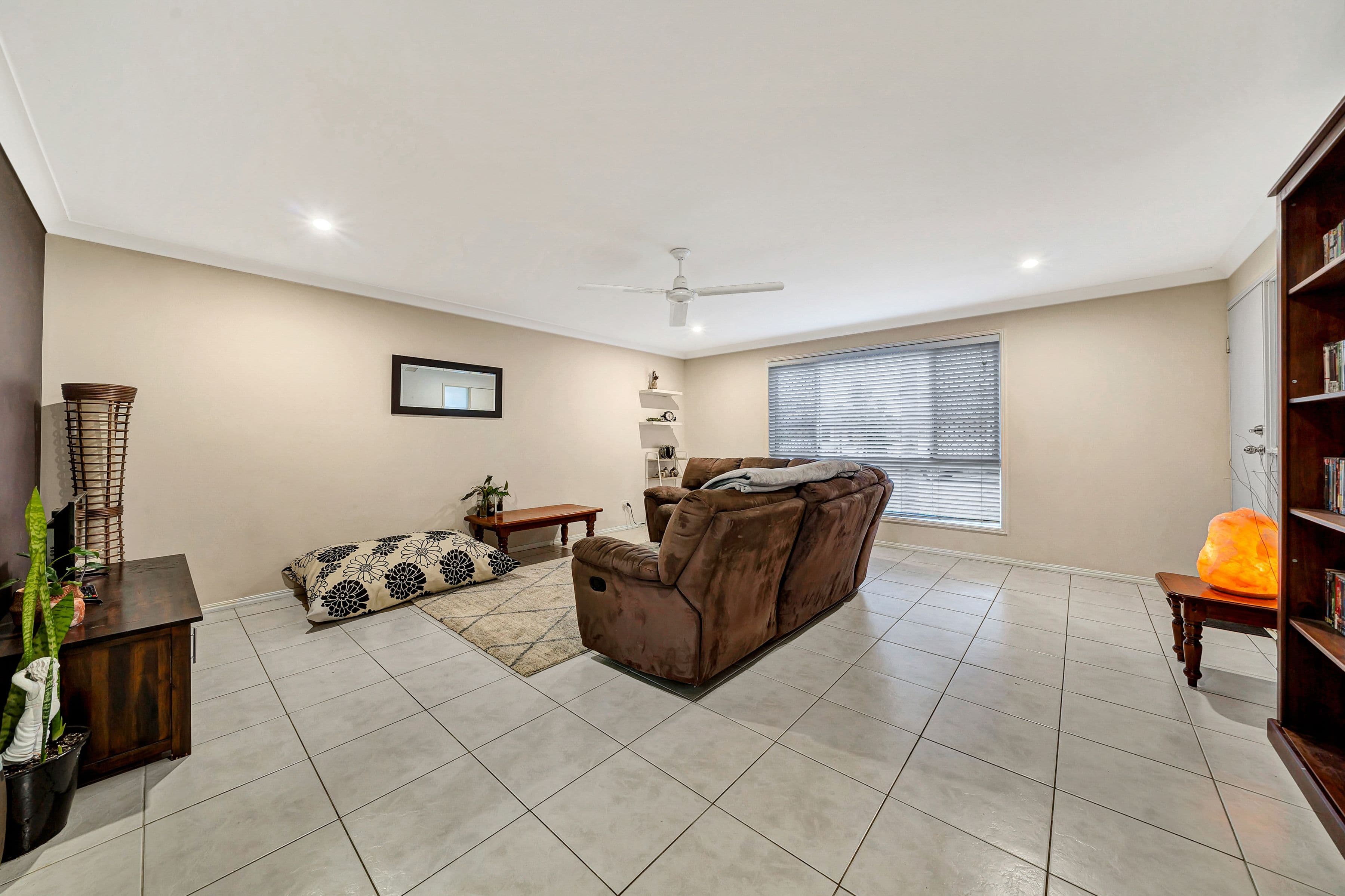 7 Pandanus Court, Regents Park QLD 4118, Regents Park - Thumbnail 2