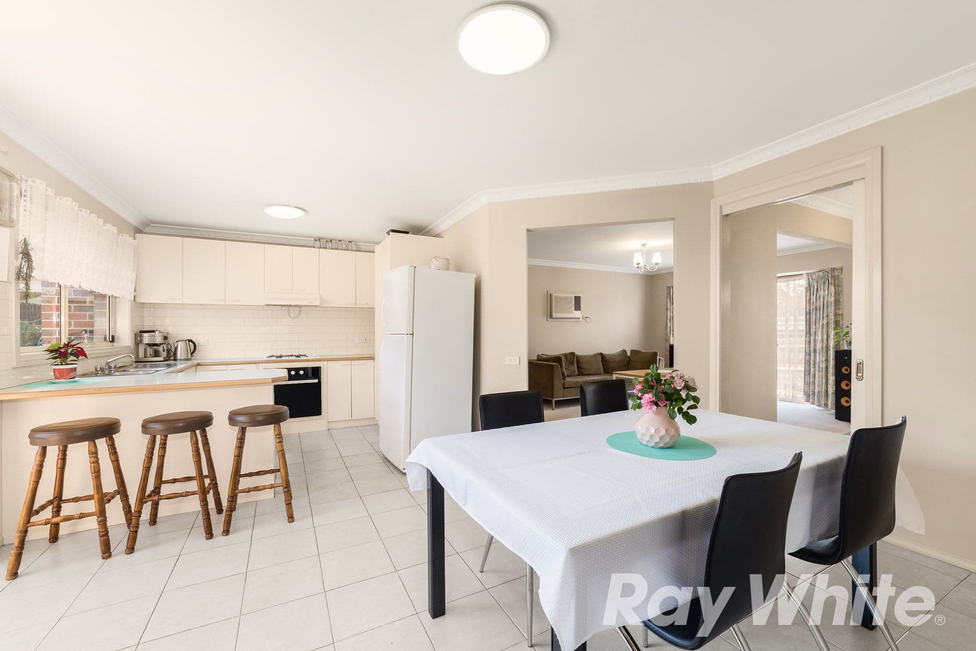 24 David Street, Knoxfield VIC 3180, Knoxfield - Thumbnail 2