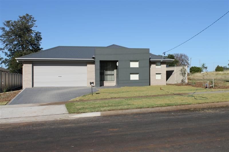 72 Catherine Drive, DUBBO NSW 2830, Dubbo - Image 1