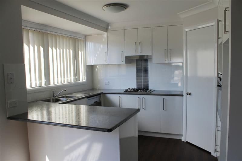72 Catherine Drive, DUBBO NSW 2830, Dubbo - Thumbnail 2