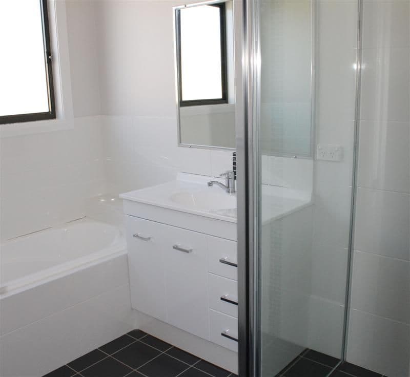 72 Catherine Drive, DUBBO NSW 2830, Dubbo - Thumbnail 3