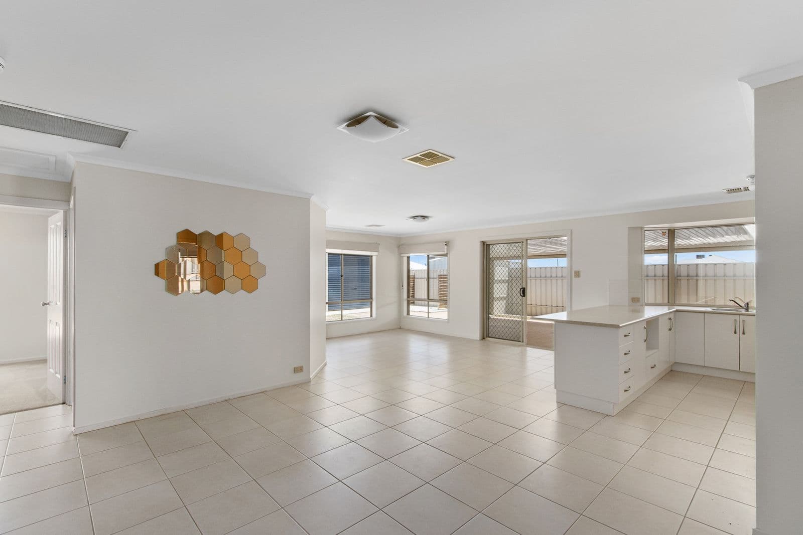 6 Timaru Way, Wallaroo SA 5556, Wallaroo - Thumbnail 4