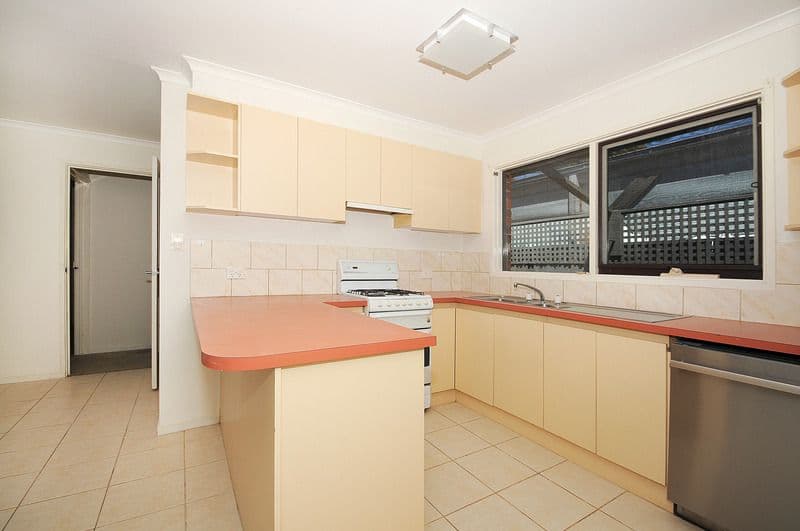 6 Wildcroft Court, CARRUM DOWNS VIC 3201, Carrum Downs - Thumbnail 2
