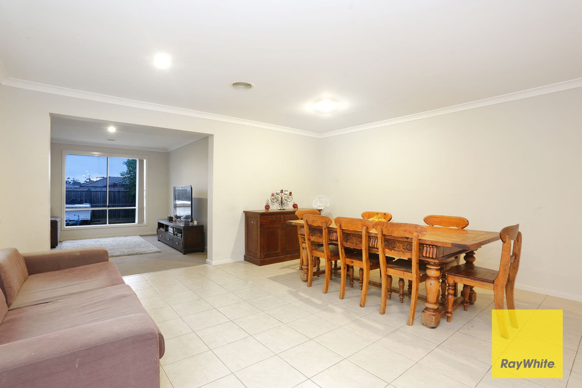 3 Fatham Drive, Wyndham Vale VIC 3024, Wyndham Vale - Thumbnail 4