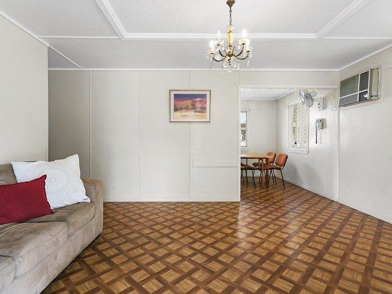 11 Renshaw Street, Park Avenue QLD 4701, Park Avenue - Thumbnail 3