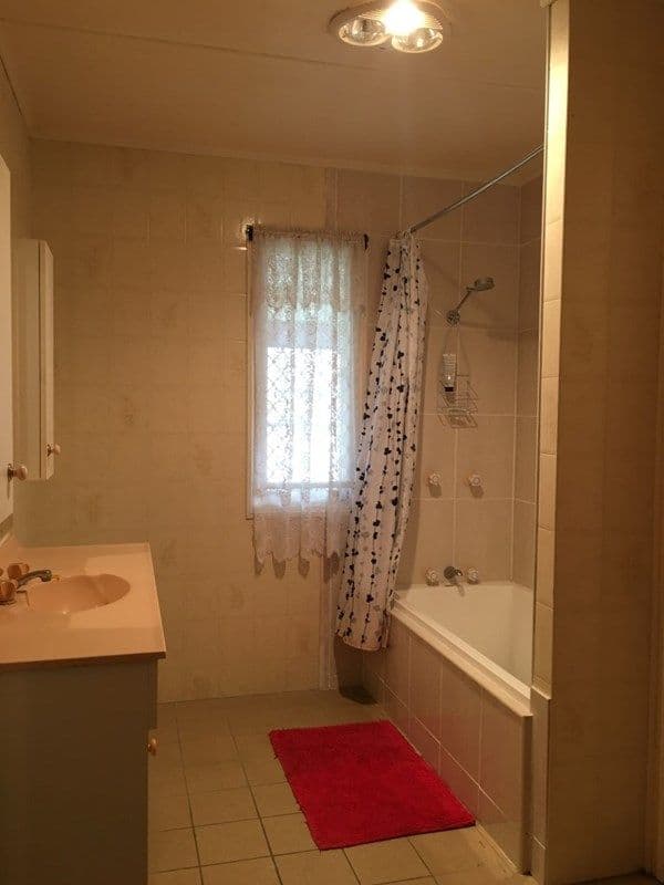 11 Renshaw Street, Park Avenue QLD 4701, Park Avenue - Thumbnail 7