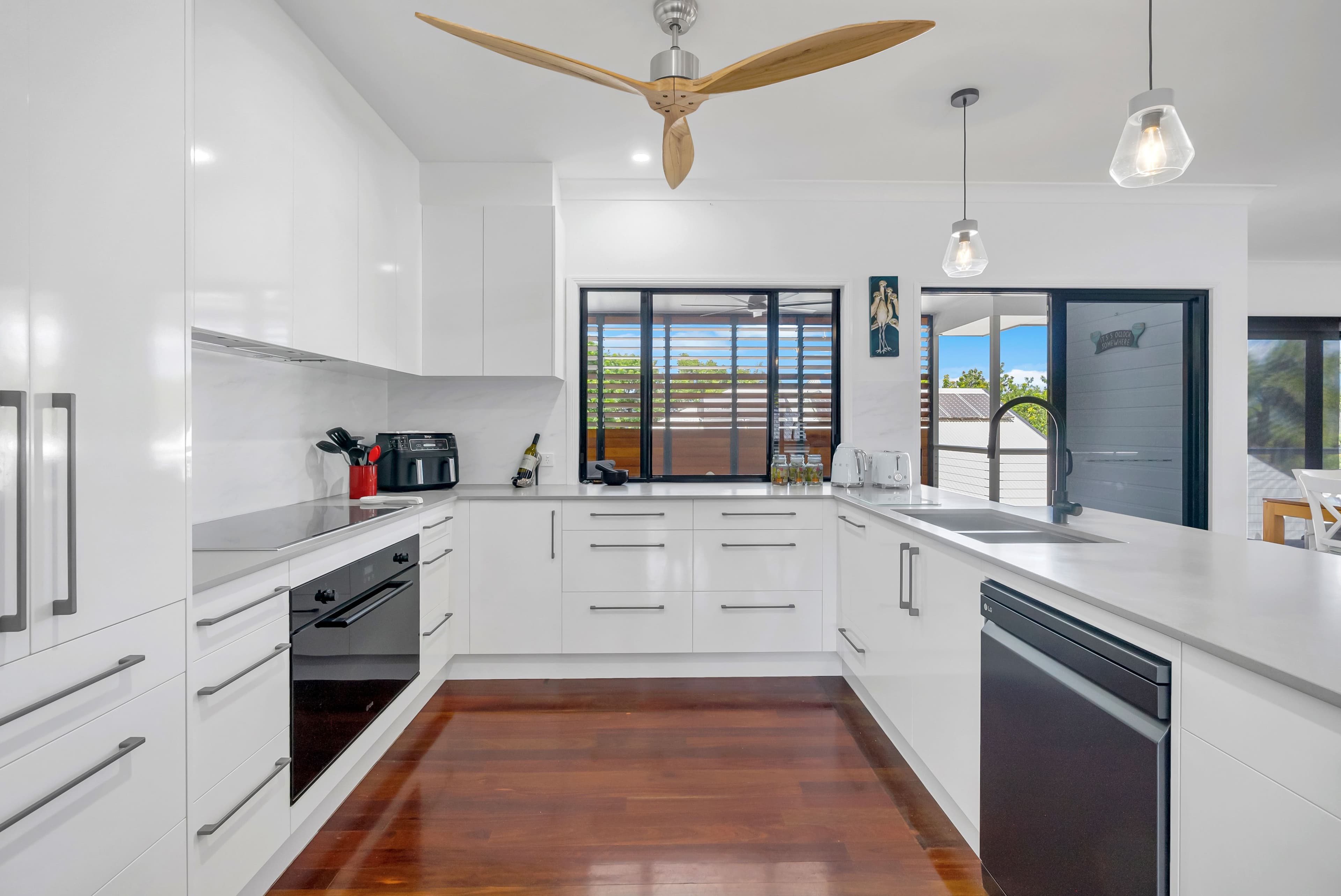 16 Lookout Terrace, Trinity Beach QLD 4879, Trinity Beach - Thumbnail 6