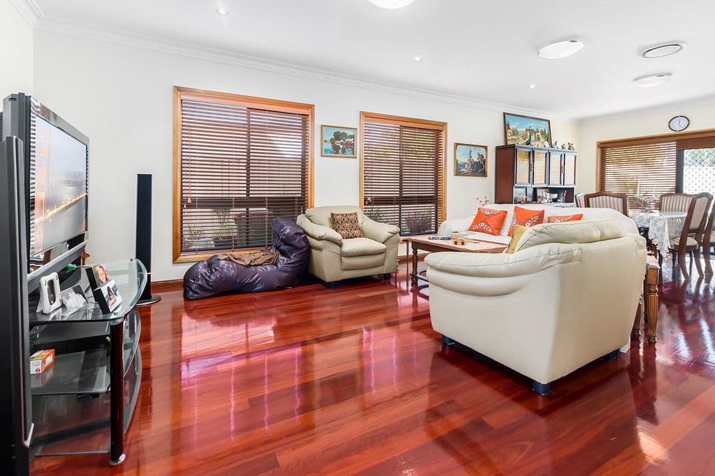 Lurnea NSW 2170, Lurnea - Thumbnail 2