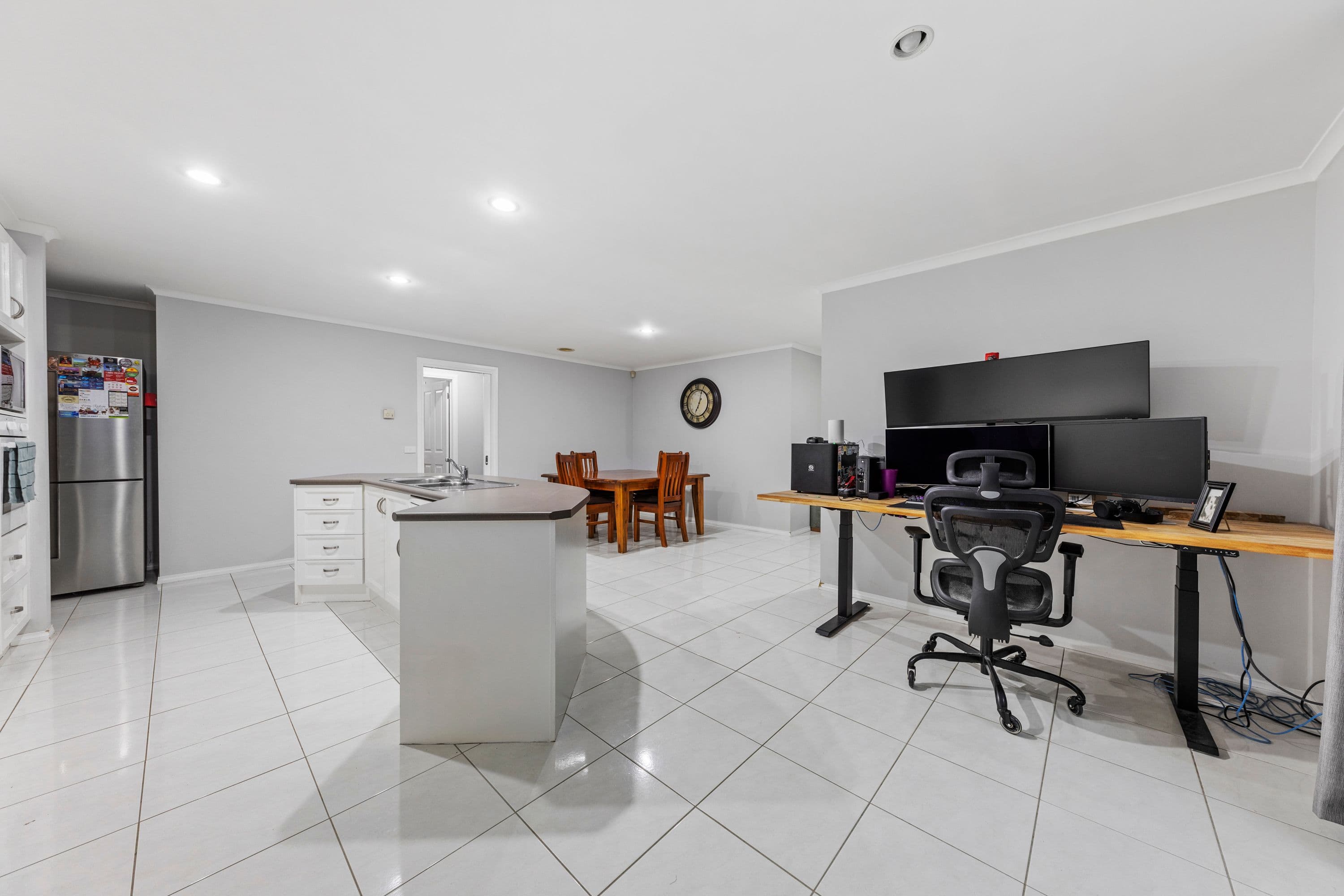 25 Reidel Avenue, Pakenham VIC 3810, Pakenham - Thumbnail 6
