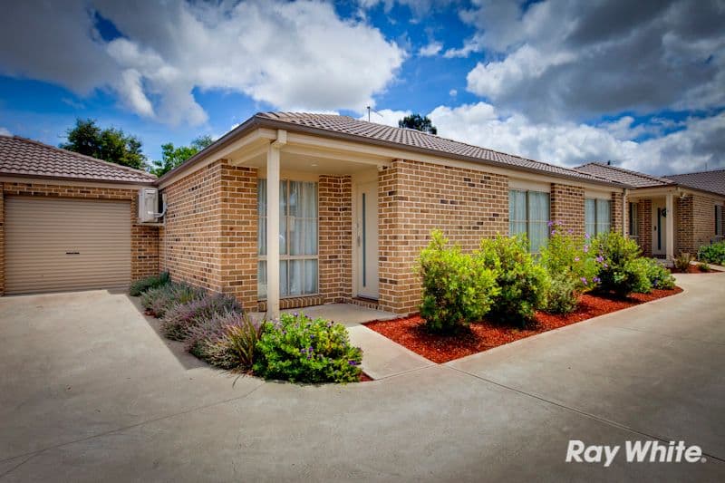 Unit 2, 4 Anderson Street, PAKENHAM VIC 3810, Pakenham - Image 1