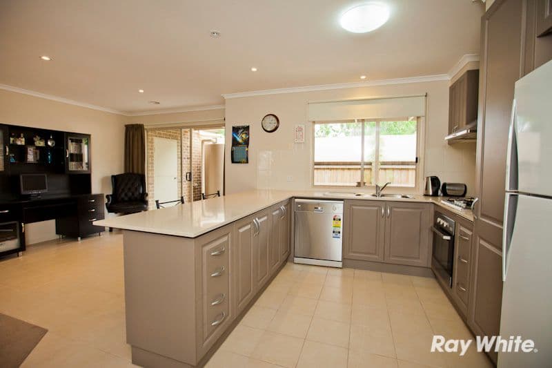 Unit 2, 4 Anderson Street, PAKENHAM VIC 3810, Pakenham - Thumbnail 5