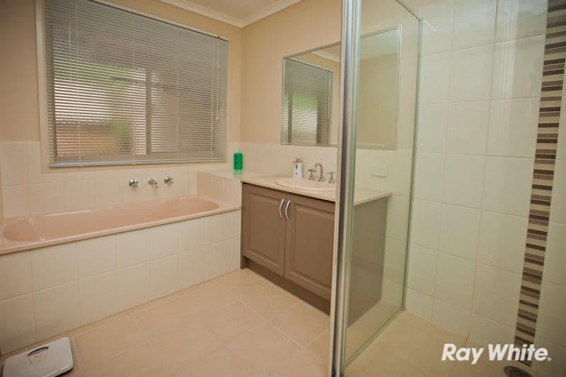 Unit 2, 4 Anderson Street, PAKENHAM VIC 3810, Pakenham - Thumbnail 8