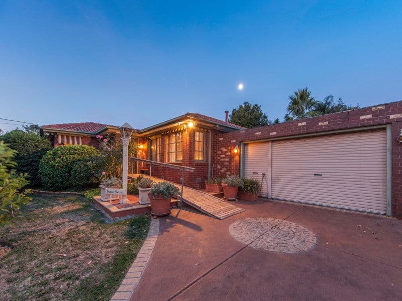 4 Brunei Grove, FRANKSTON VIC 3199, Frankston - Image 1