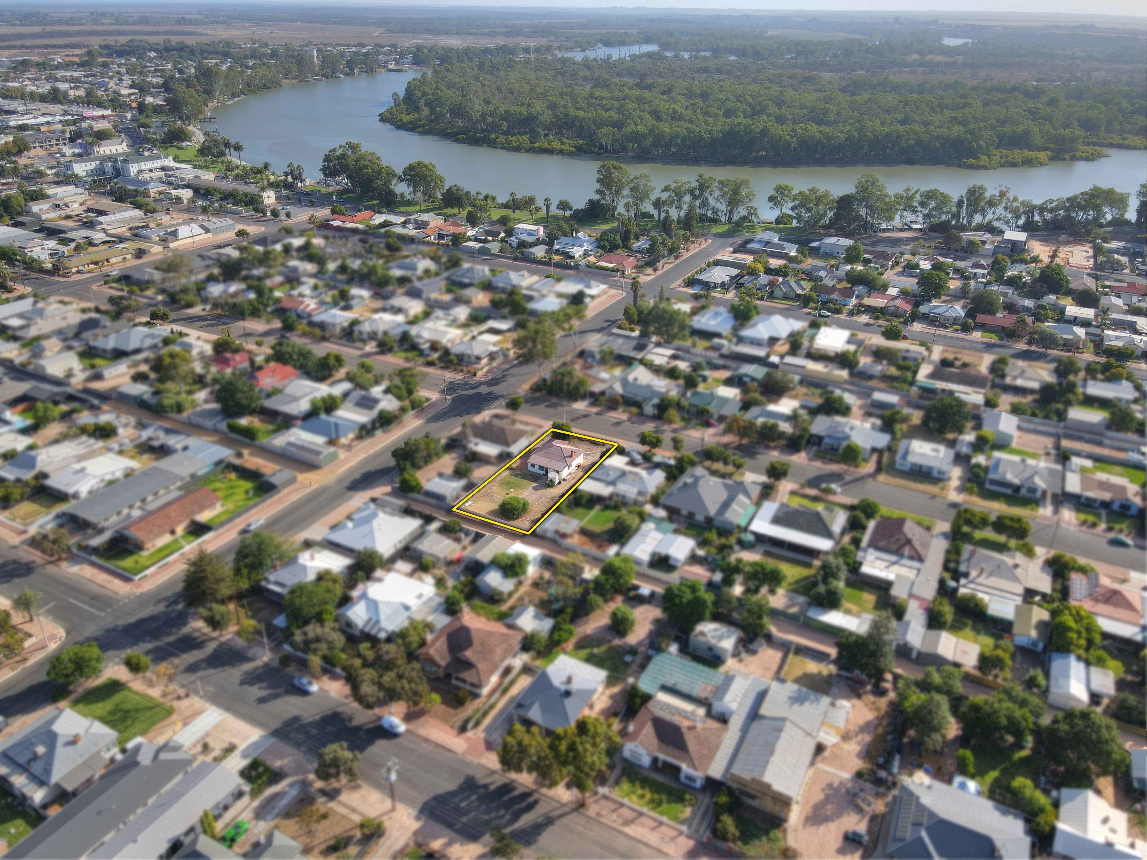 29 Sixteenth Street, Renmark SA 5341, Renmark - Thumbnail 3