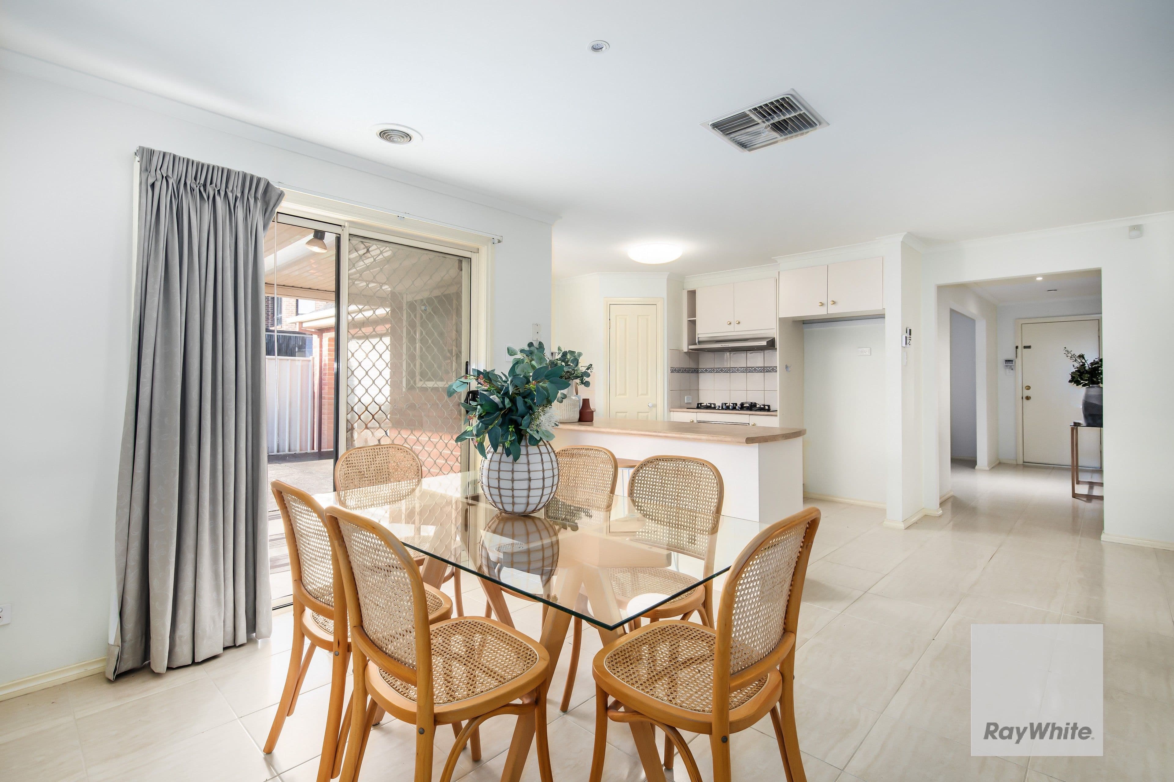 51 Glenelg Boulevard, Taylors Hill VIC 3037, Taylors Hill - Thumbnail 5