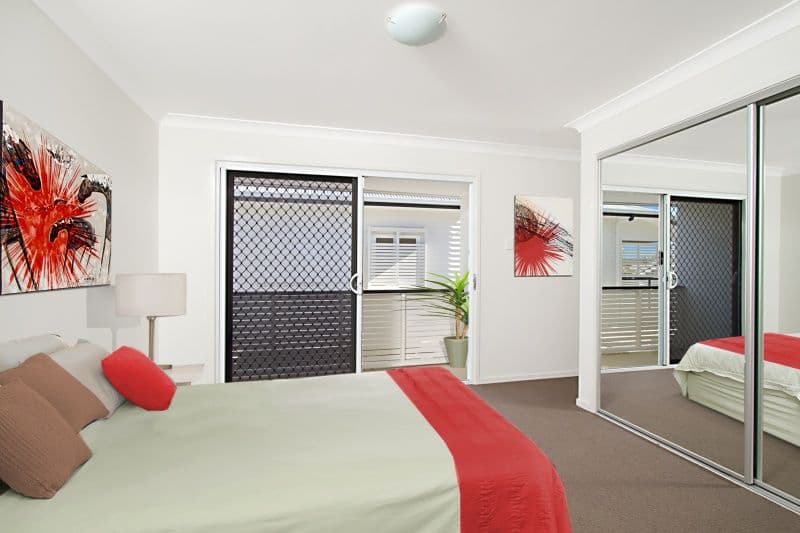 18 Palmer Street, GREENSLOPES QLD 4120, Greenslopes - Thumbnail 4