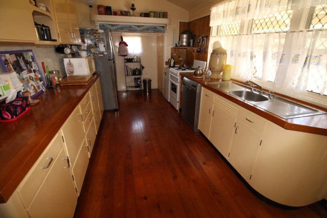 15 Crescent Street, Armstrong Beach QLD 4737, Armstrong Beach - Thumbnail 4