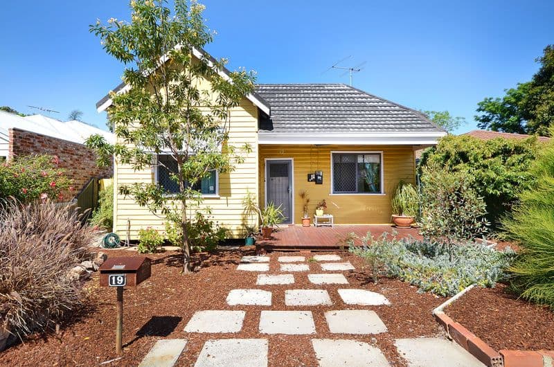 19 Eileen Street, BASSENDEAN WA 6054, Bassendean - Image 1