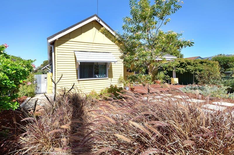 19 Eileen Street, BASSENDEAN WA 6054, Bassendean - Thumbnail 3