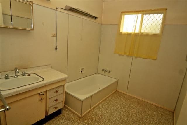 15 Moy Street, DALBY QLD 4405, Dalby - Thumbnail 6