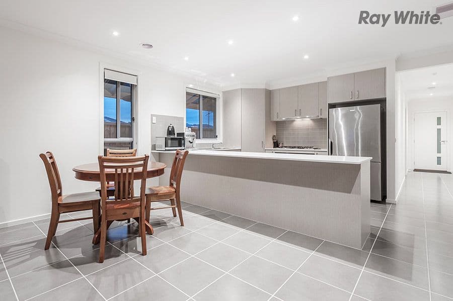 2 Goulding Drive, Plumpton VIC 3335, Plumpton - Thumbnail 7