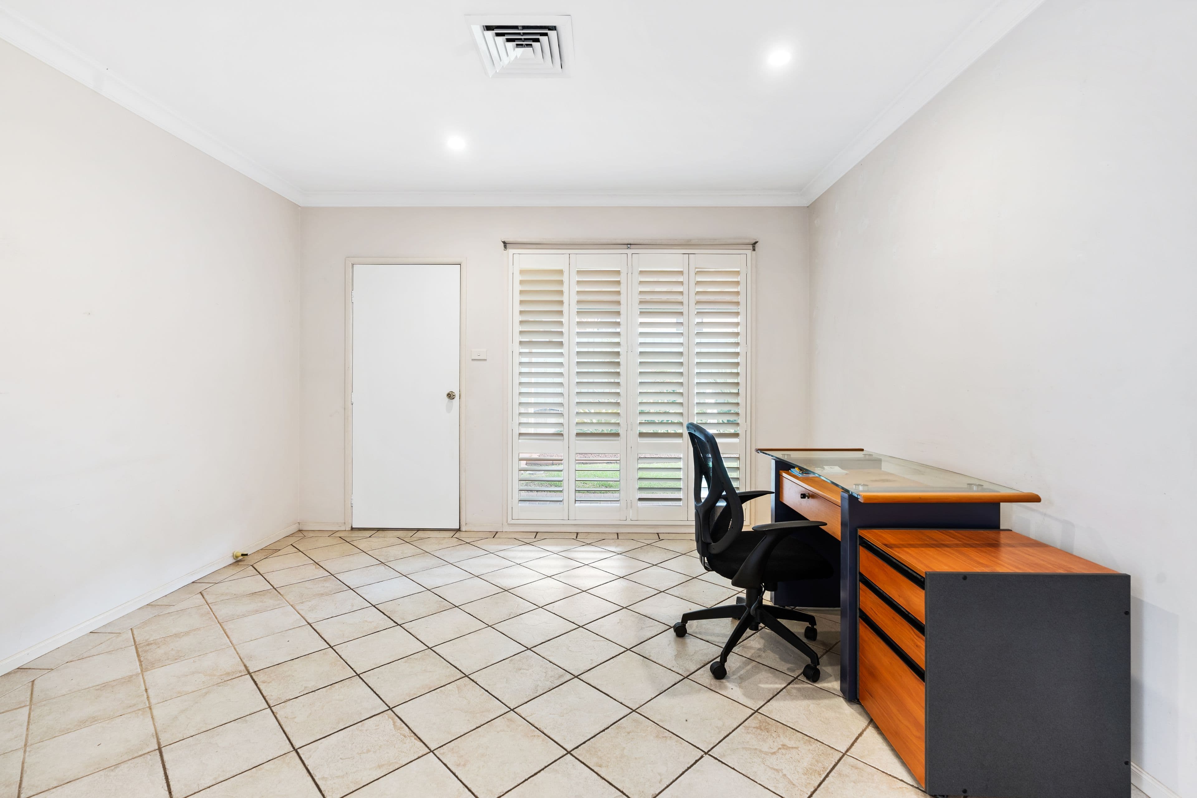 16 Feodore Drive, Cecil Hills NSW 2171, Cecil Hills - Thumbnail 4