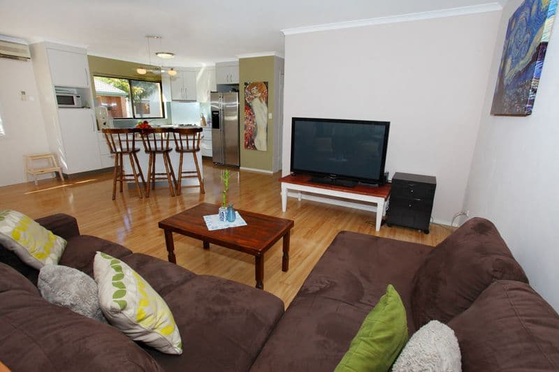  17 Akeringa Place, MOOLOOLABA QLD 4557, Mooloolaba - Thumbnail 3