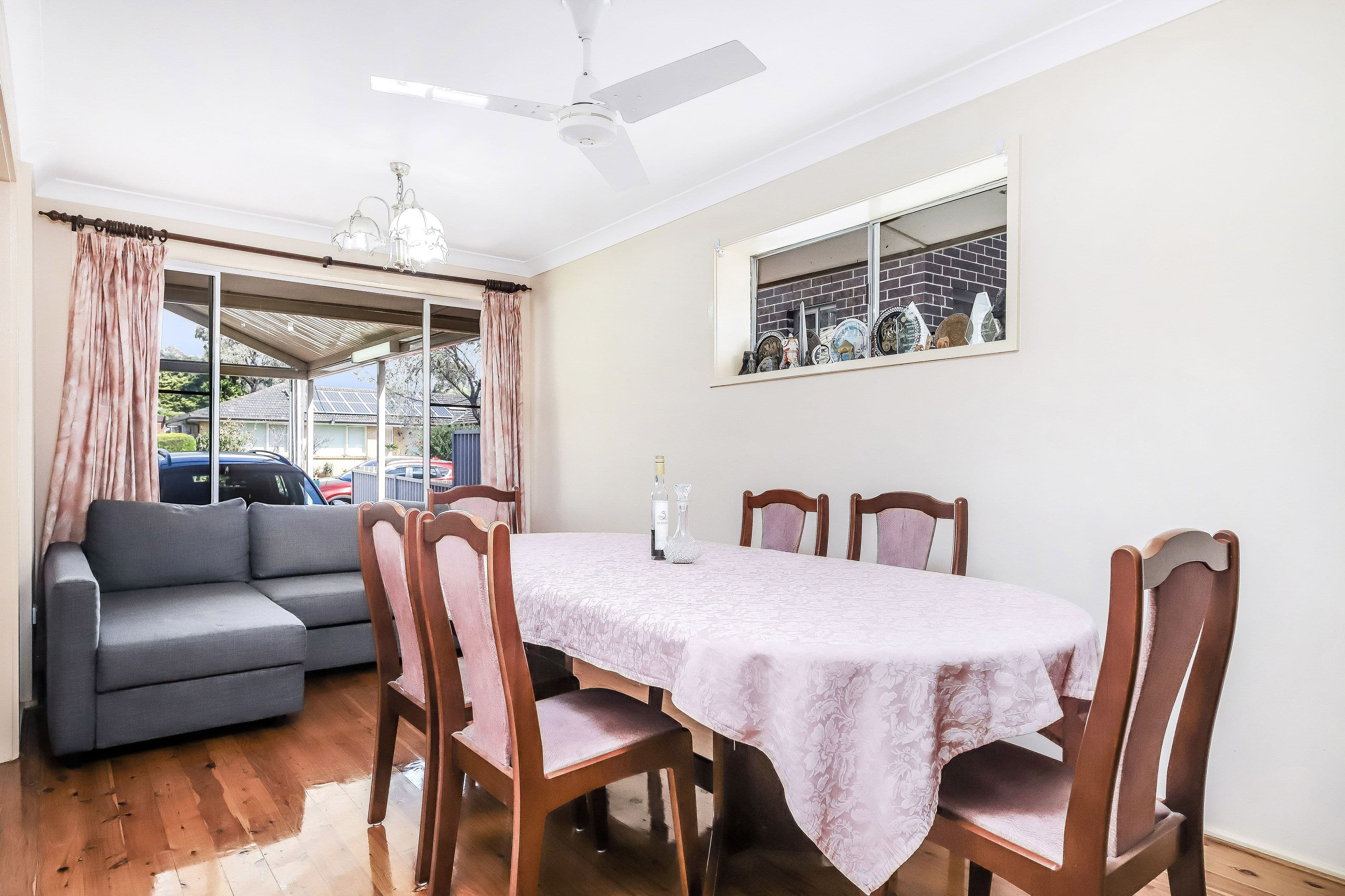 9 Lurnea Avenue, Georges Hall - Thumbnail 4