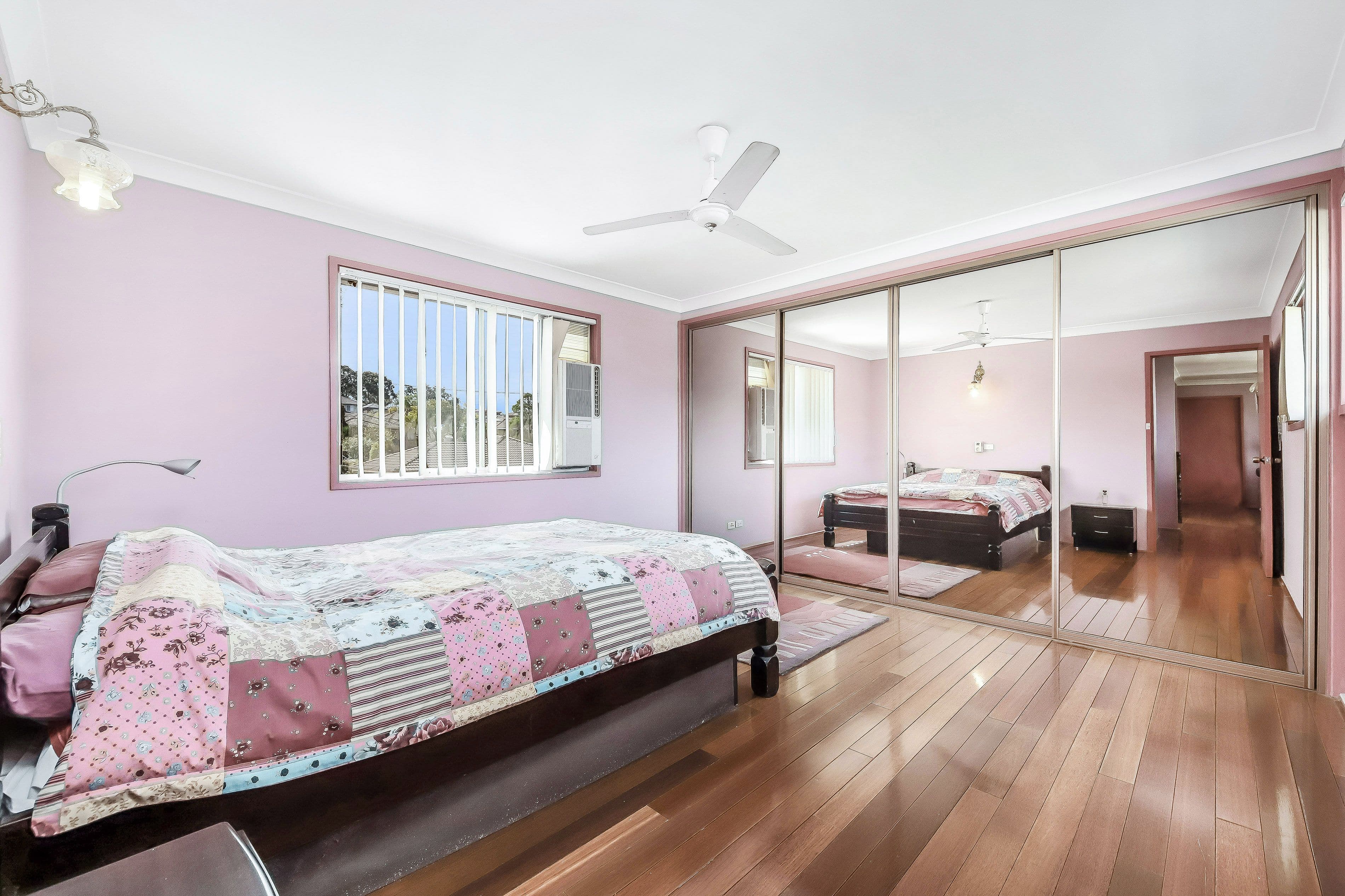 9 Lurnea Avenue, Georges Hall - Thumbnail 5