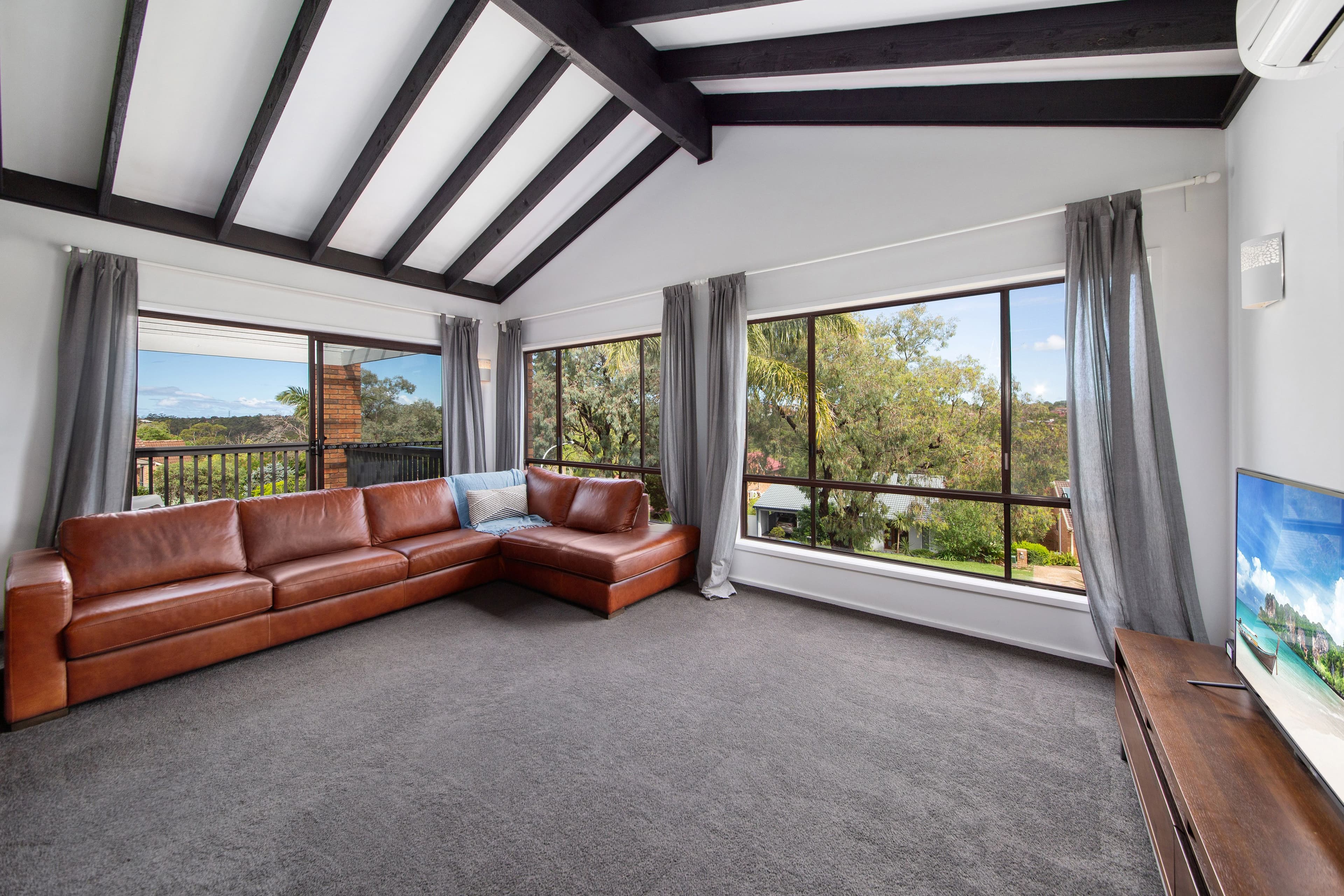 29 Bampton Avenue, Illawong NSW 2234, Illawong - Thumbnail 3