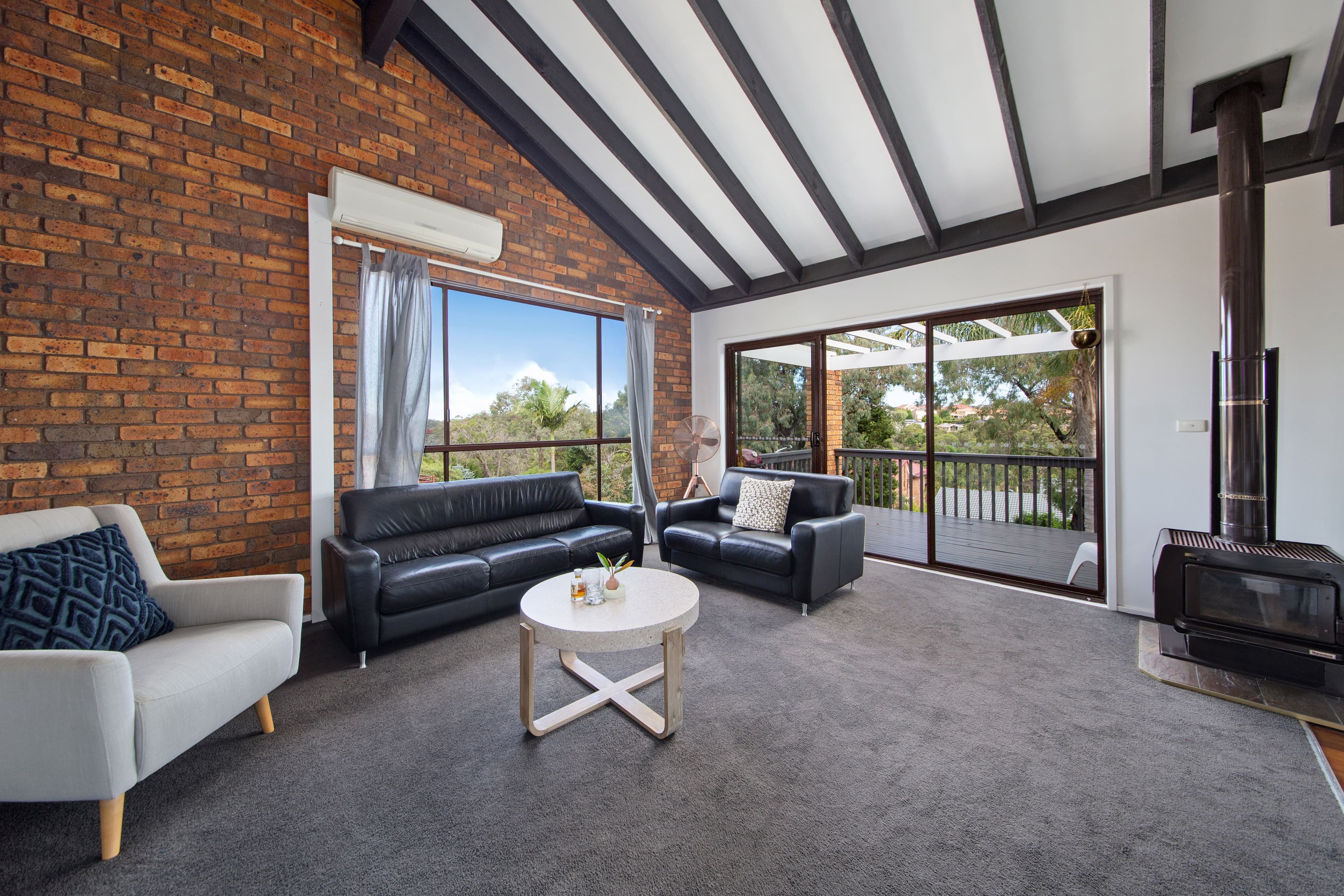 29 Bampton Avenue, Illawong NSW 2234, Illawong - Thumbnail 4