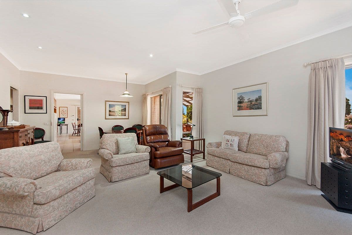 135 Robsons Road, Hamilton VIC 3300, Hamilton - Thumbnail 5