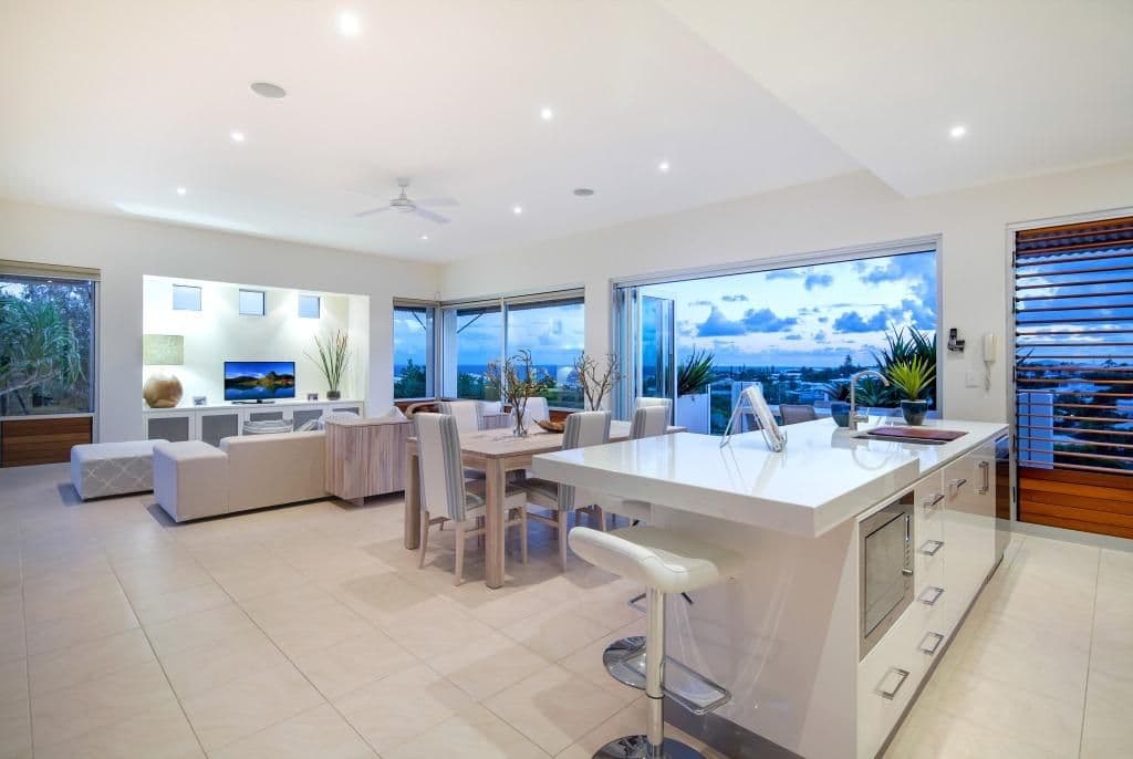 23 Captains Court, SUNRISE BEACH QLD 4567, Sunrise Beach - Thumbnail 3