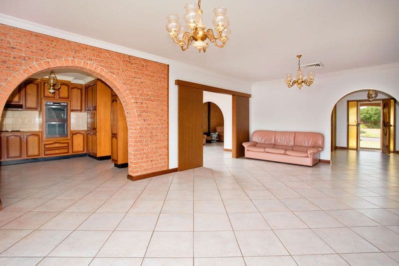 14 Farrier Place, CASTLE HILL NSW 2154, Castle Hill - Thumbnail 2