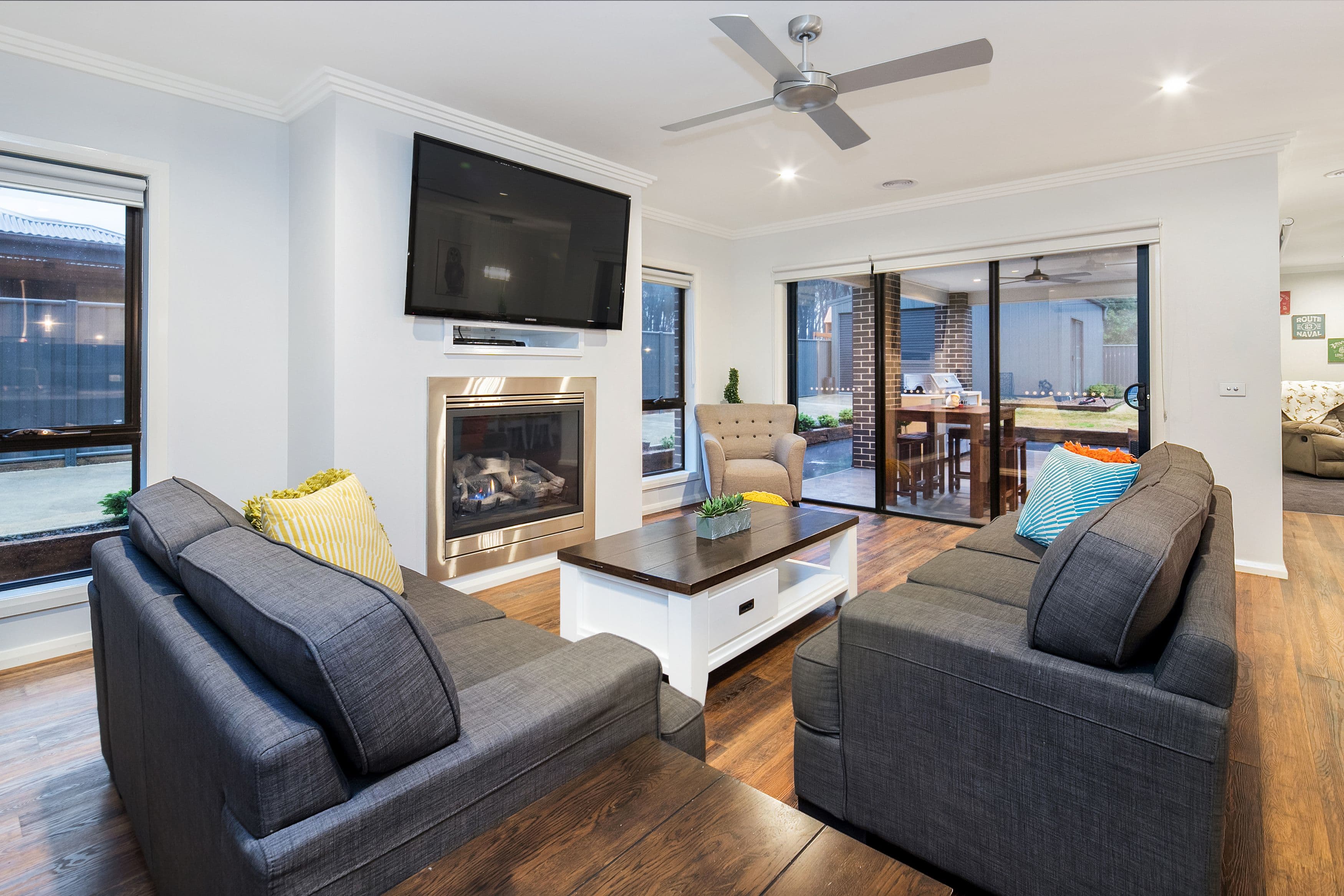 24 Greenhaven Court, Mount Clear VIC 3350, Mount Clear - Thumbnail 2