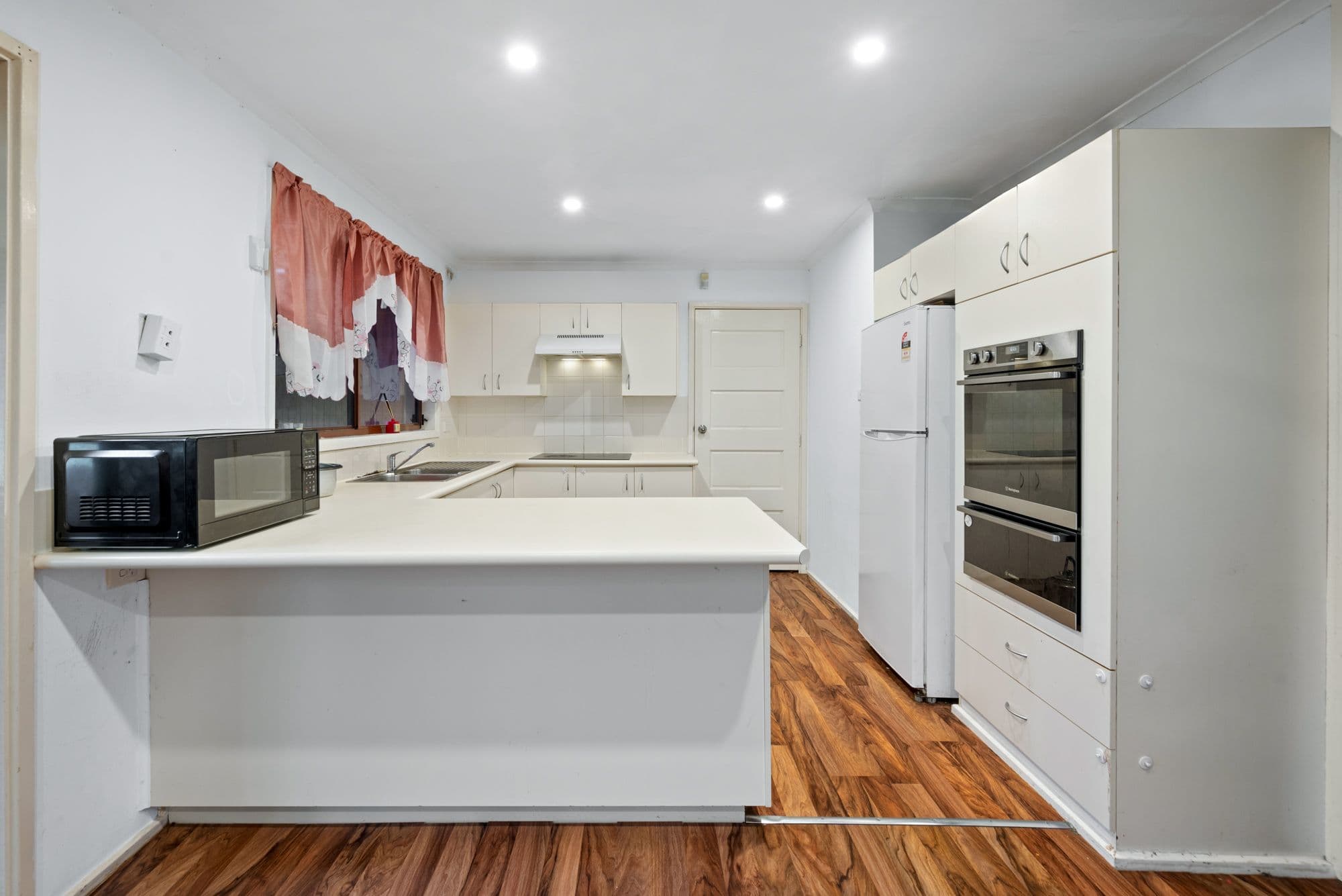 6 Lear Place, Rosemeadow NSW 2560, Rosemeadow - Thumbnail 4