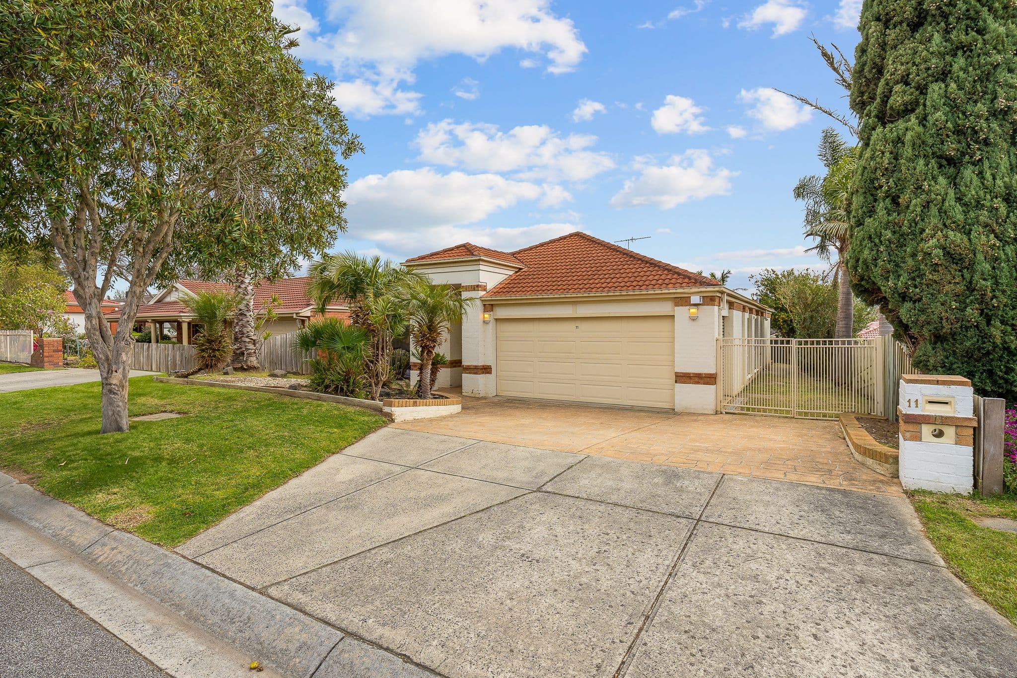 11 Christina Street, Narre Warren VIC 3805, Narre Warren - Thumbnail 2