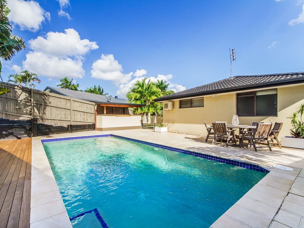 10 Haddon Court, Carrara QLD 4211, Carrara - Thumbnail 2