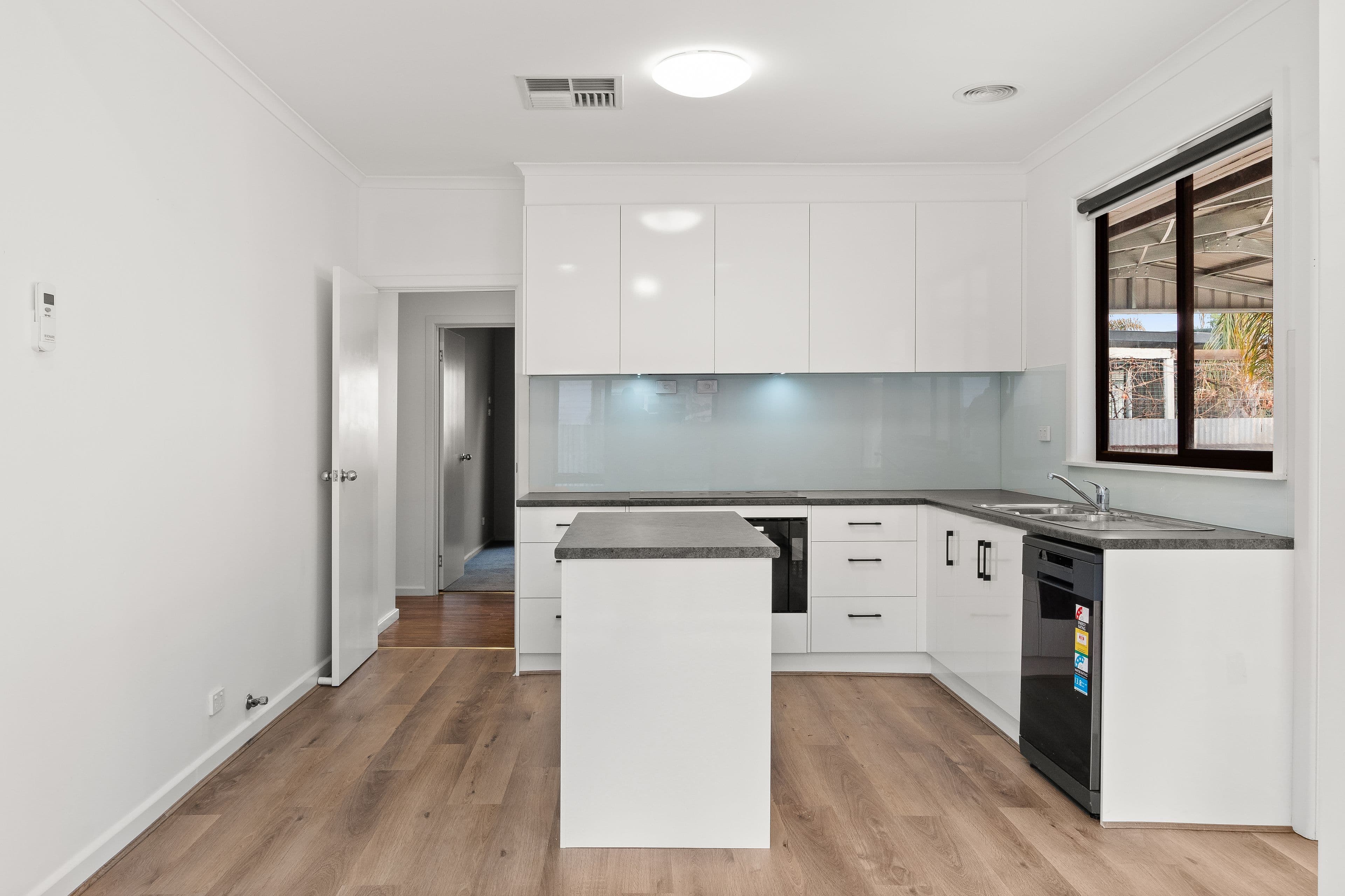 15 Le Amon Avenue, Mildura VIC 3500, Mildura - Thumbnail 3